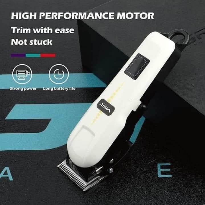 ماكينة الحلاقة VGR 213 قص شعر احترافي وسهل.